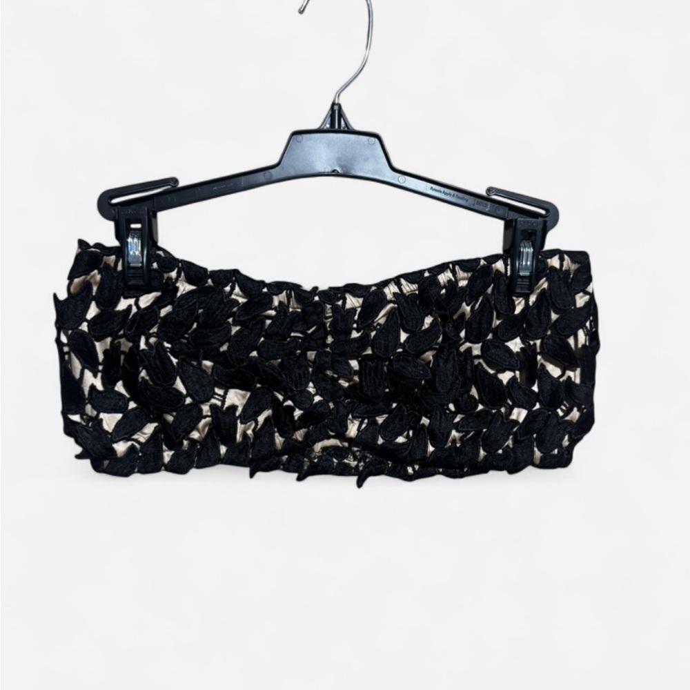 Elegant Black and Cream Bandeau